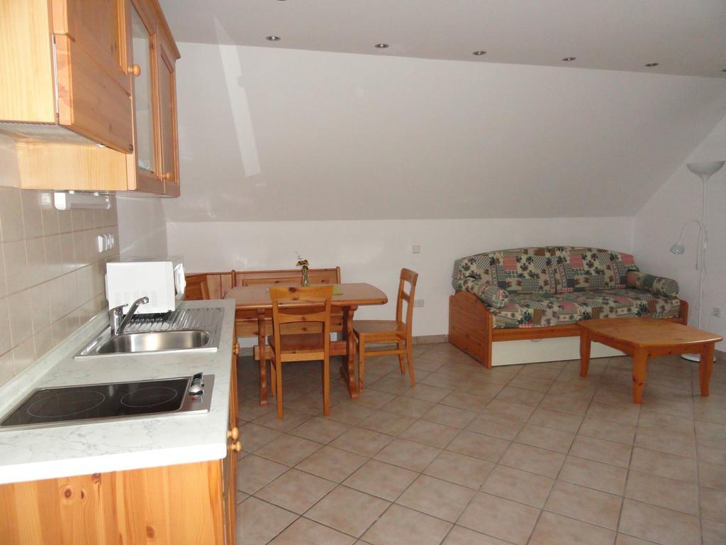 Farm Stay Dolinar Krainer Bohinjska Bela Kamer foto